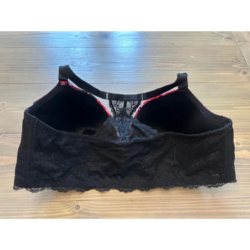 E13 Torrid Curve Pink Rose Black Skull Rose Lace Racerback Front Close Bra 46DDD